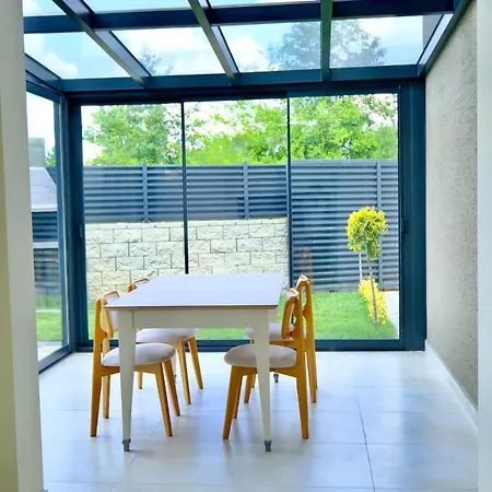 Vaha Villa *
